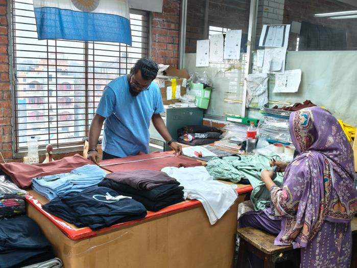 Sample room measurement table